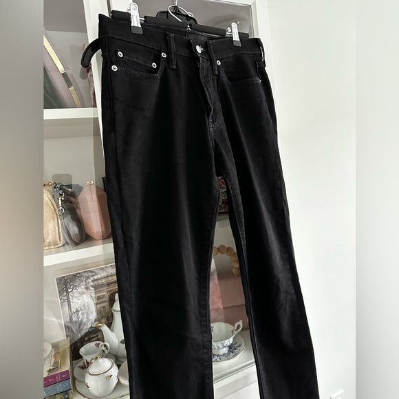 A&F Men’s Athletic Skinny Stretch Black Jeans - Picture 2 of 11